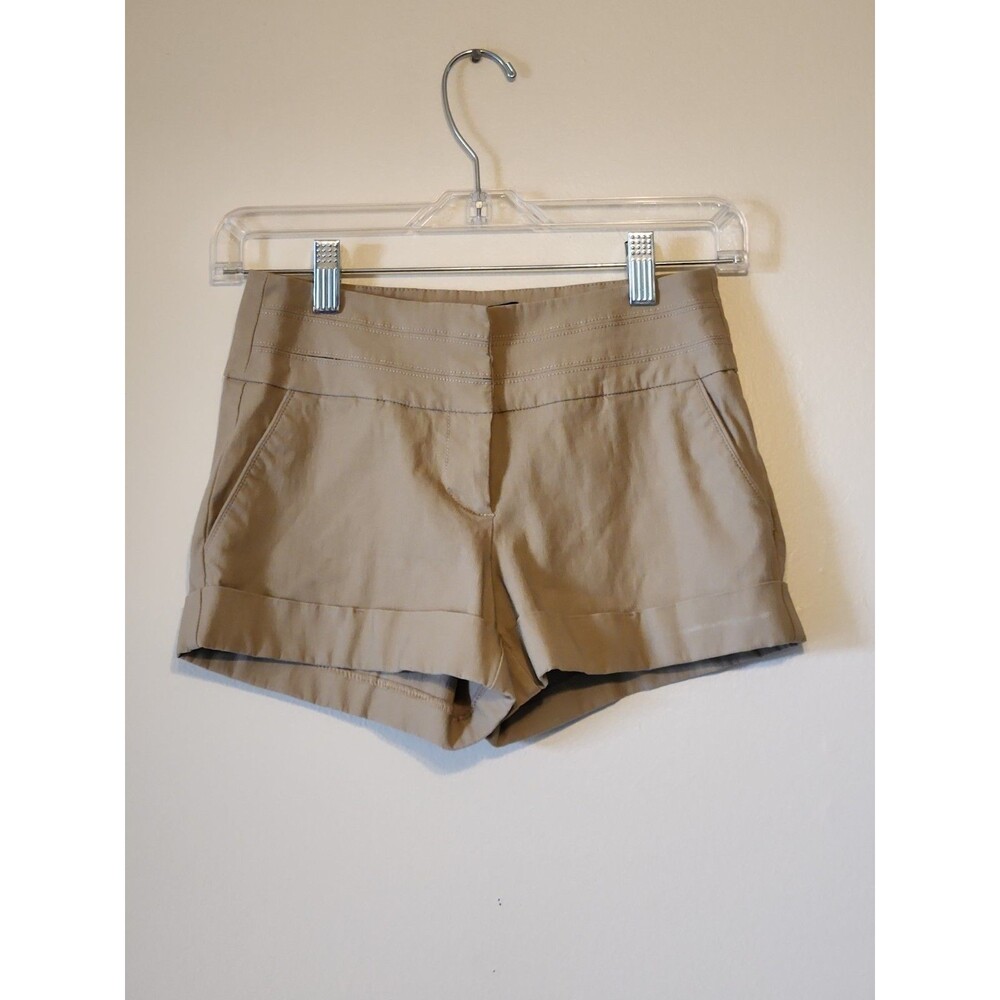 Papaya Women's Khaki Shorts Size Small Wide Waistband Cuffed Rayon Blend Stretch